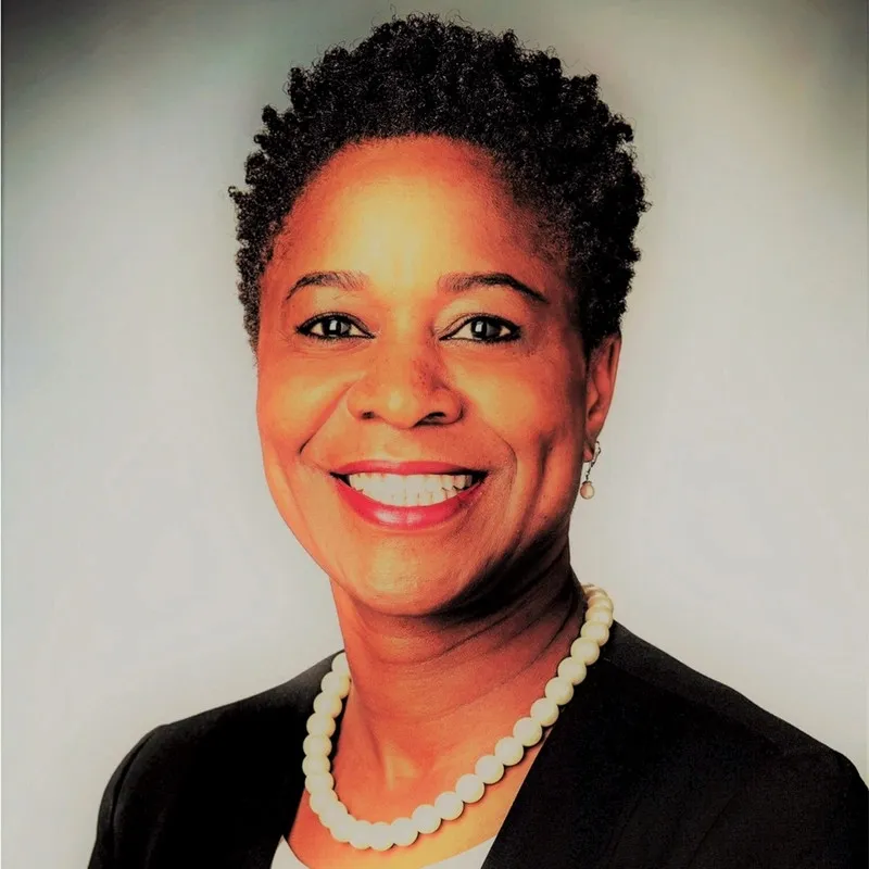 Felicia English